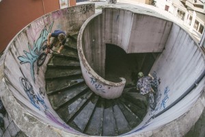 Curved Wall Ride